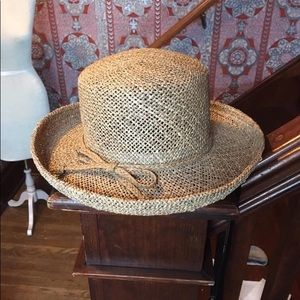 Vintage Liz Claiborne sun hat